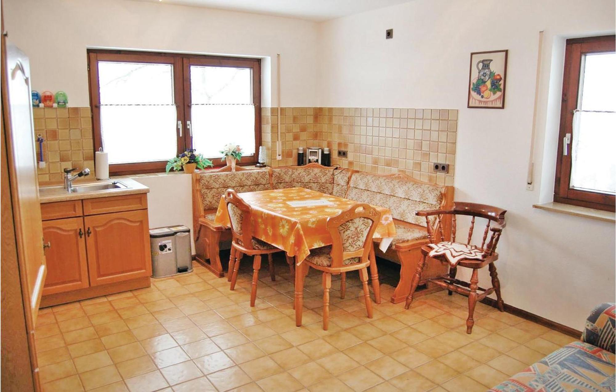 2 Bedroom Awesome Apartment In Welschensteinach Экстерьер фото