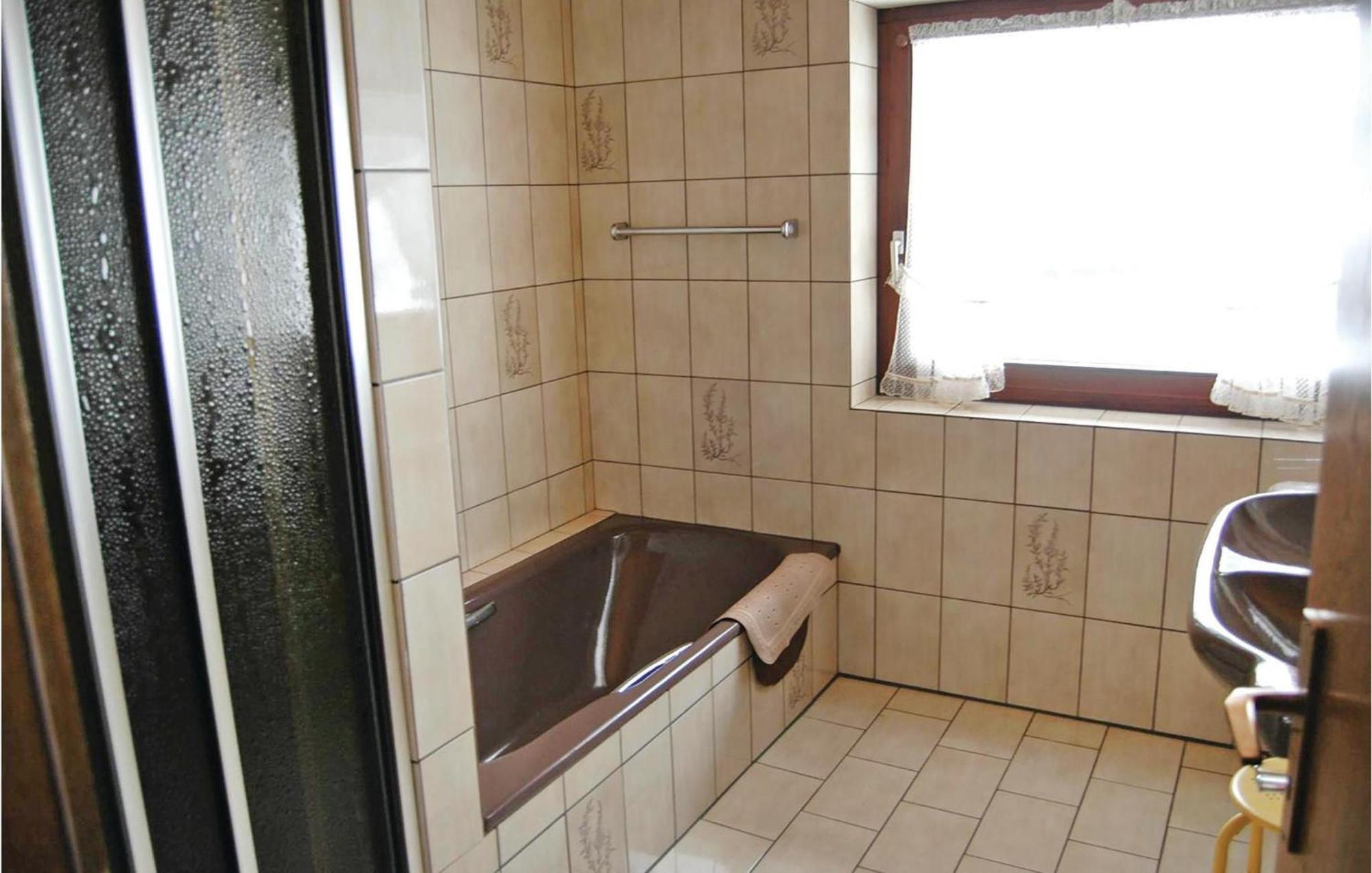 2 Bedroom Awesome Apartment In Welschensteinach Экстерьер фото